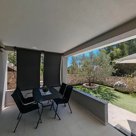 Apartment Olive Tree Zecevo *