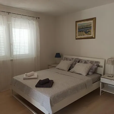 Olive Tree Zecevo Apartman *