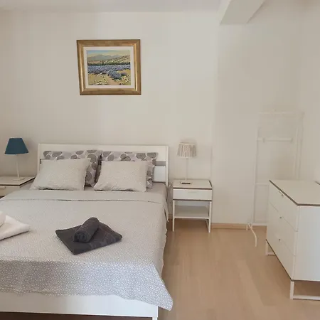 Olive Tree Zecevo Apartman Rogoznica